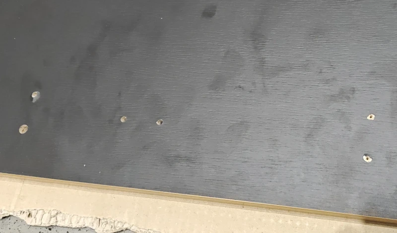 Szafka RTV Oro 175 cm czarny - wady produktu outletowego