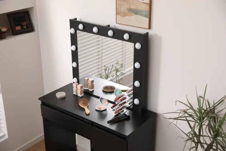 Toaletka kosmetyczna DT06 z oświetleniem LED, dużym lustrem i 4 szufladami czarna