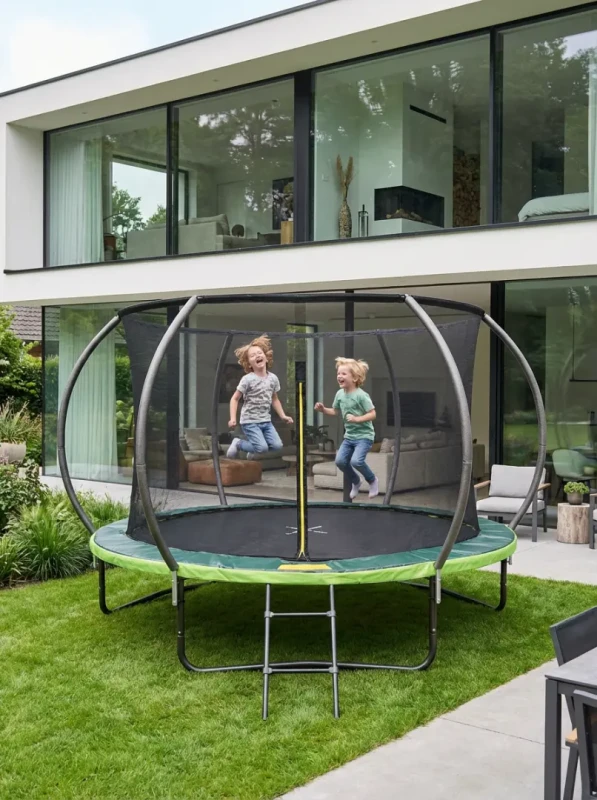 Trampolina ogrodowa 244 cm z siatką wewnętrzną i drabinką czarno-zielona