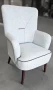 Fotel tapicerowany Bishop z drewnianymi nogami jasny popiel OUTLET