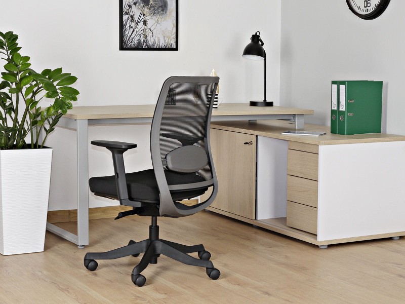 Fotel biurowy siatkowy Anggun M czarny