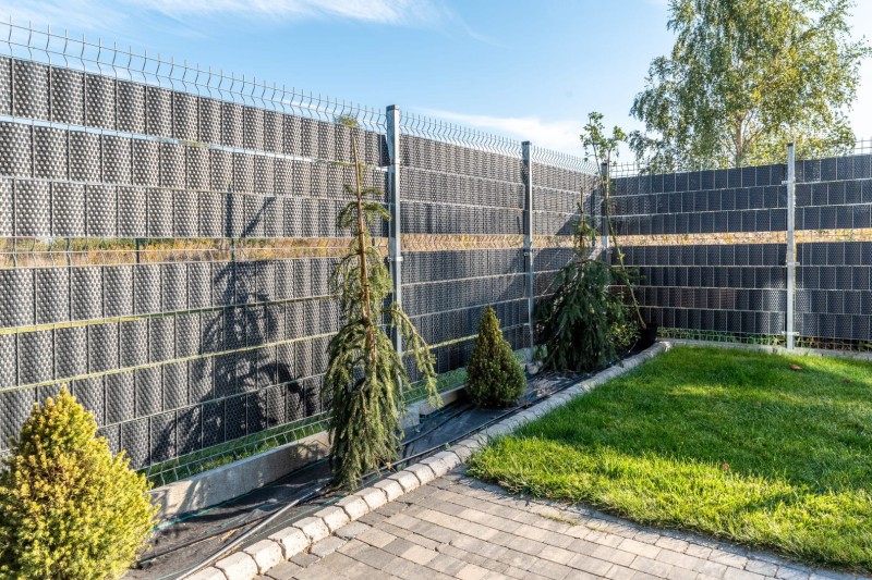 Taśma ogrodzeniowa panelowa z technorattanu 255x19cm