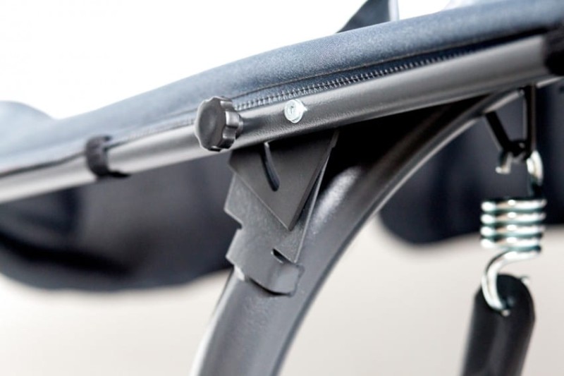 Huśtawka ogrodowa Neapoli 2 szara z moskitierą