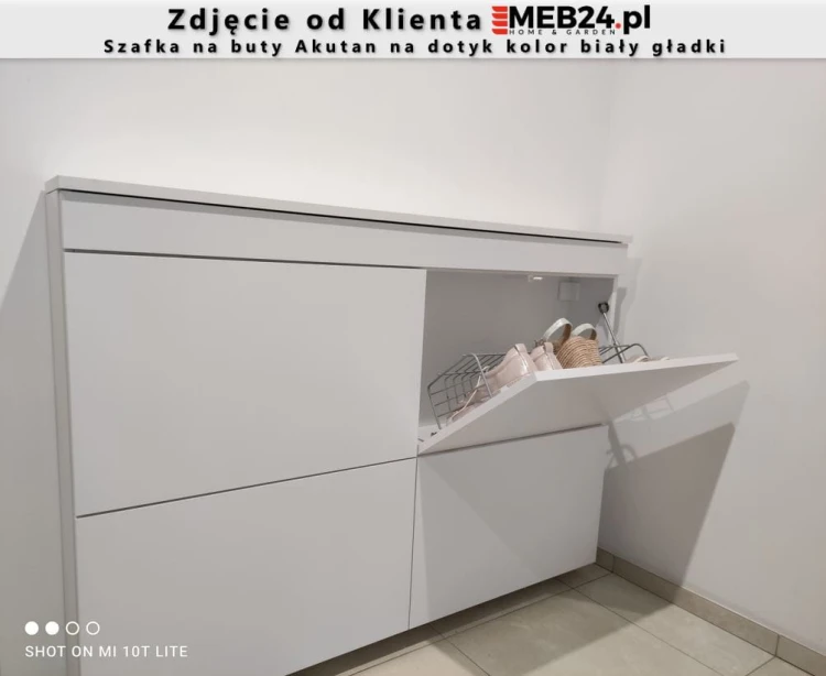 Szafka na buty Akutan na dotyk Zdjęcie klienta