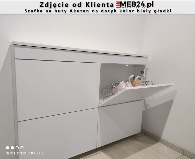 Szafka na buty Akutan na dotyk Zdjęcie klienta