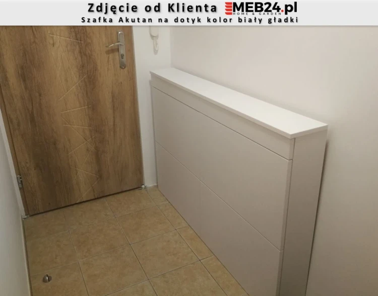 Szafka na buty Akutan na dotyk Zdjęcie klienta