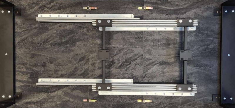 prowadnice z wkładką.jpg